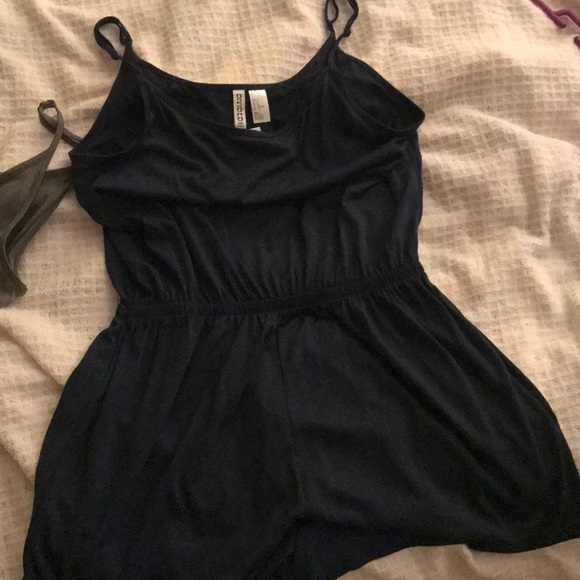 H&M Rompers - Picture 5 of 5